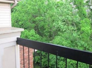 11004 Sugar Pines Ct APT I, Florissant, MO 63033
