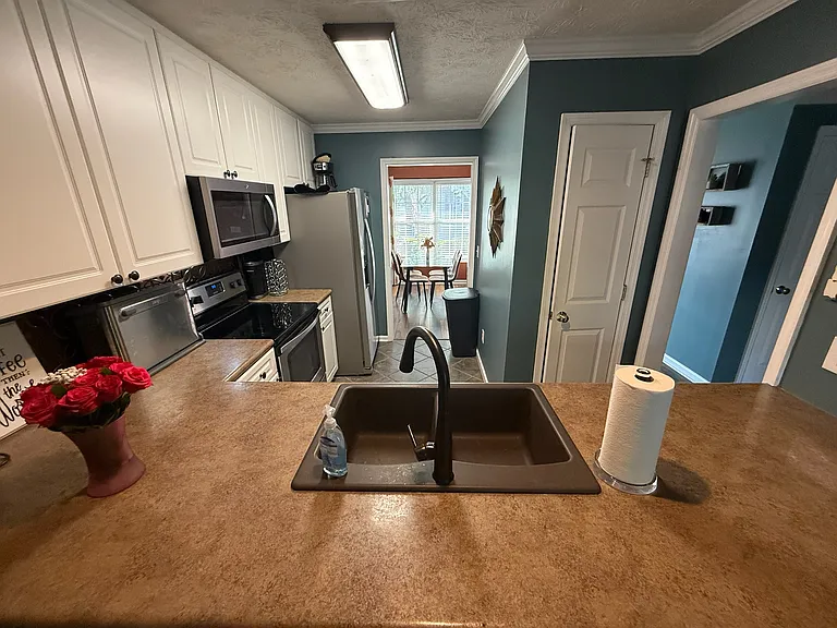 2428 E University Dr #801 — Photo 7