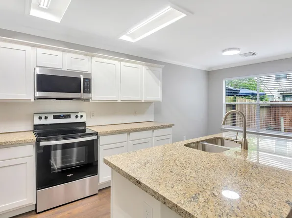 26 Timberstar St, Spring, TX 77382
