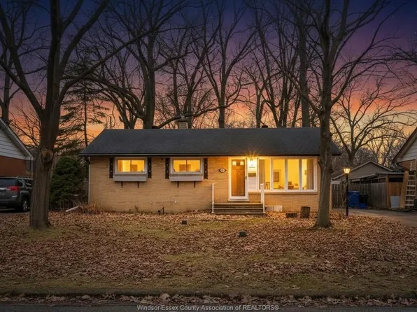 3455 Randolph Ave, Windsor, ON N9E 3E9