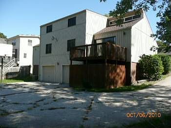 2nd image of 2532 N 73rd Pl