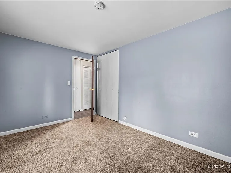 1435 Millbrook Ct — Photo 15