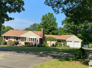 196 Broadway, Trumbull, CT 06611