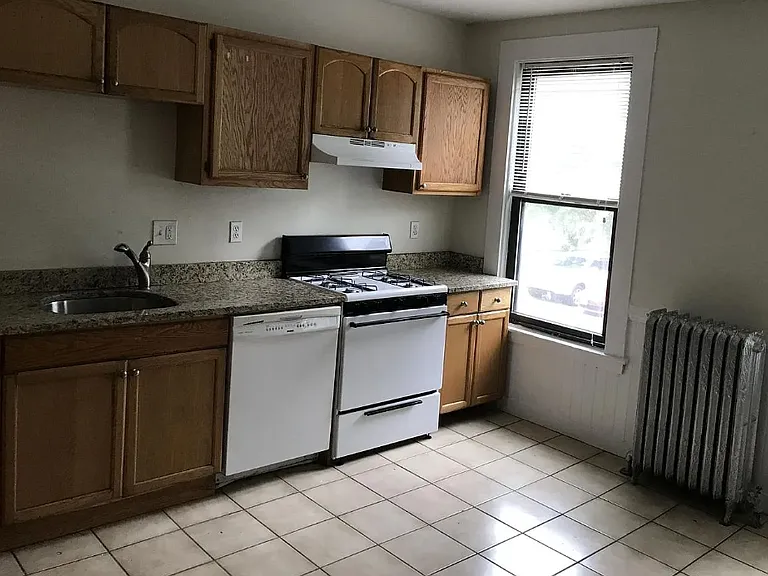 29 Quint Ave — Photo 9