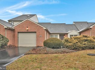 33 Leearden Rd, Hershey, PA 17033