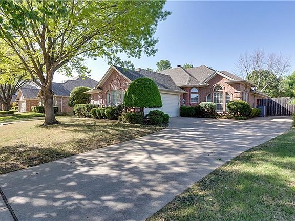 3rd image of 7521 Orchard Ct