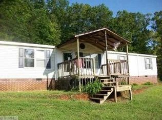 160 Rattler Ridge Trl, Dobson, NC 27017