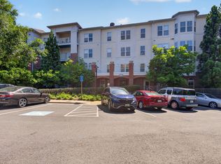 2921 Deer Hollow Way Unit 113, Fairfax, VA 22031