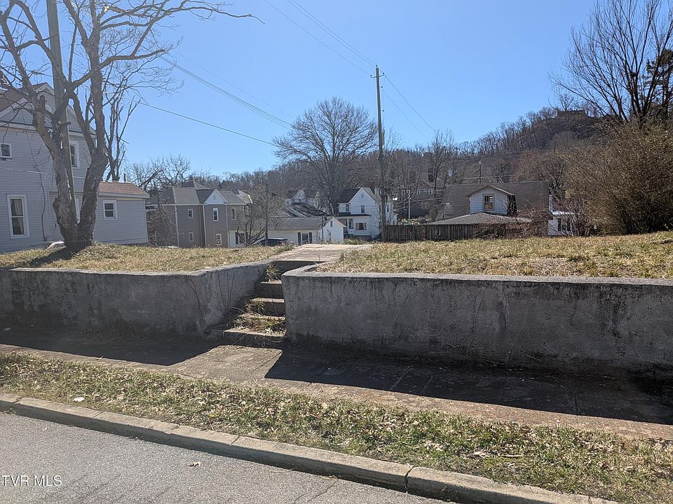2nd image of 1200 Broad St