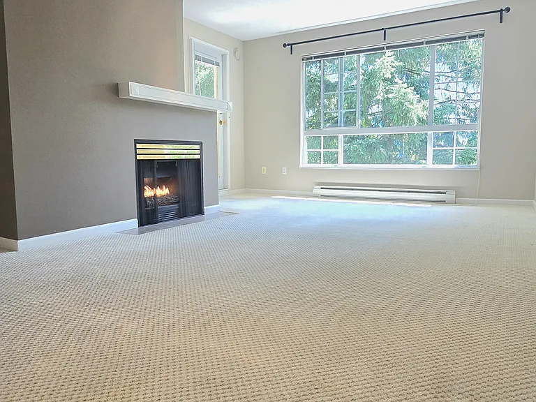 1252 Town Centre Blvd #428 — Photo 2