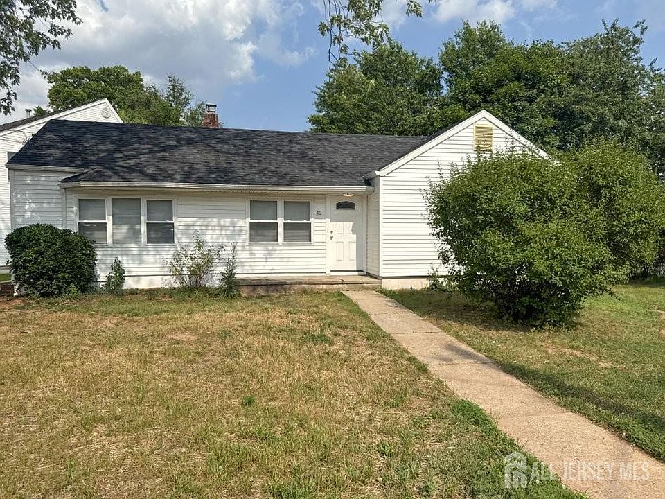 1st image of 40 Runyon Ave