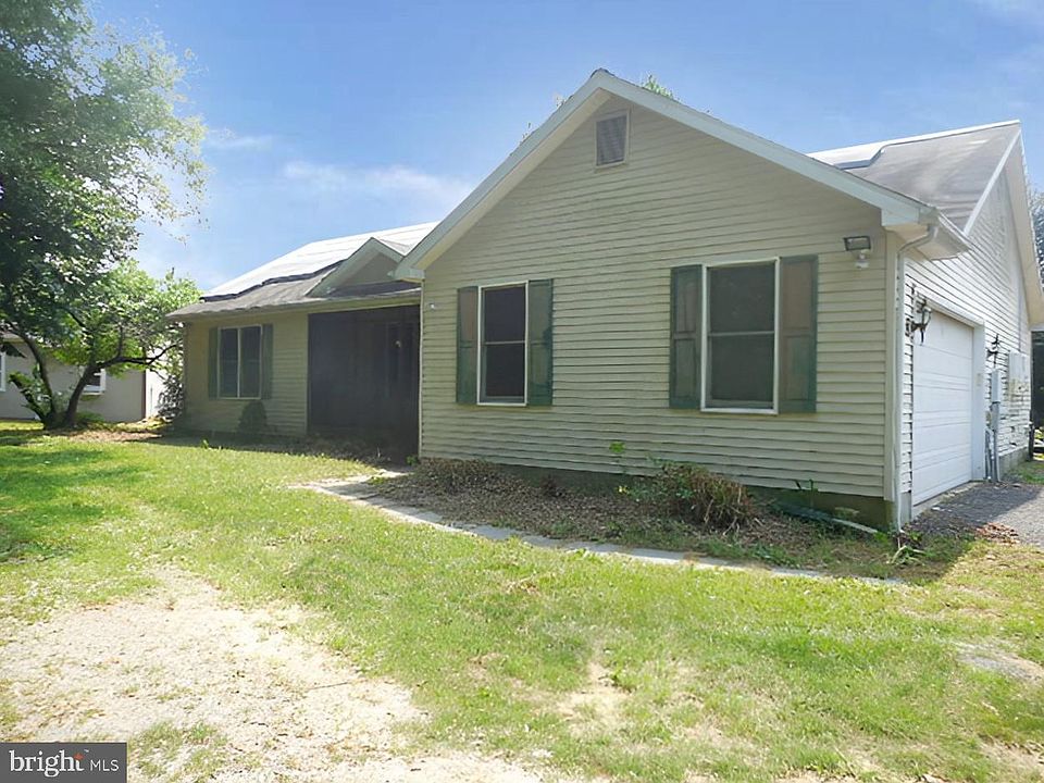 1st image of 43 Frances Dr
