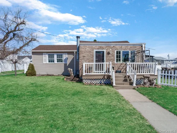 2 Hyannis Court, East Rockaway, NY 11518