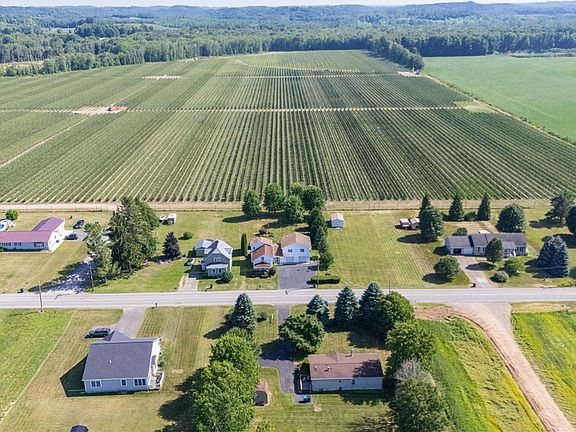3rd image of 7362 Sodus Center Rd