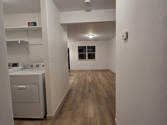 4th image of 2465 Theresea Ln