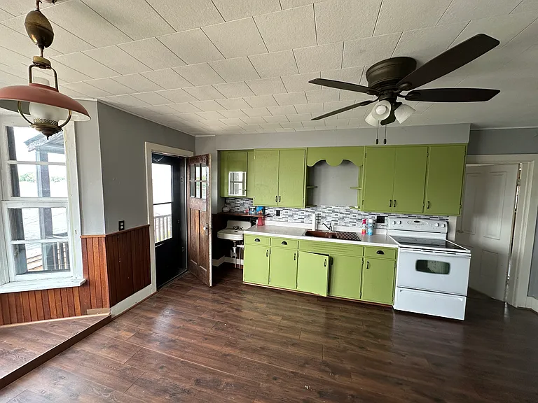 304 S Main St #2 — Photo 9