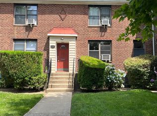 191-09 39th Ave APT 164, Flushing, NY 11358