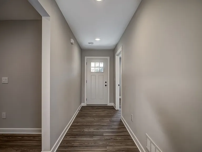 1624B Gunston Dr — Photo 56