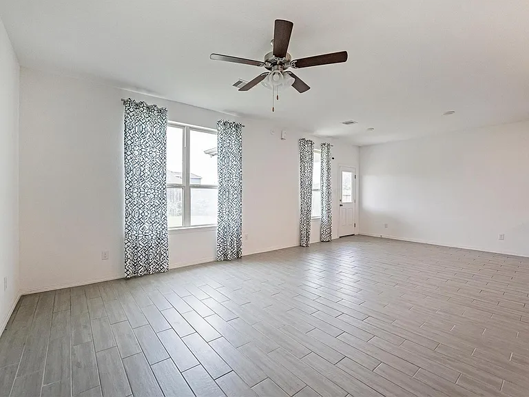 5806 Aurora Greens Ln — Photo 17
