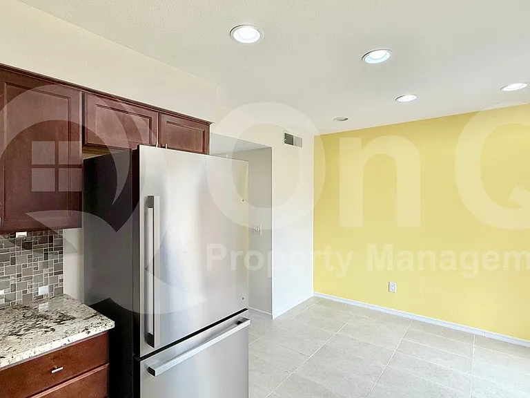 5704 E Aire Libre Ave #1020 — Photo 7