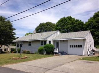 42 Ian St, Swansea, MA 02777
