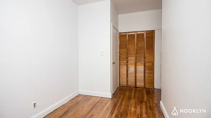 Rented by Nooklyn NYC LLC | media 51