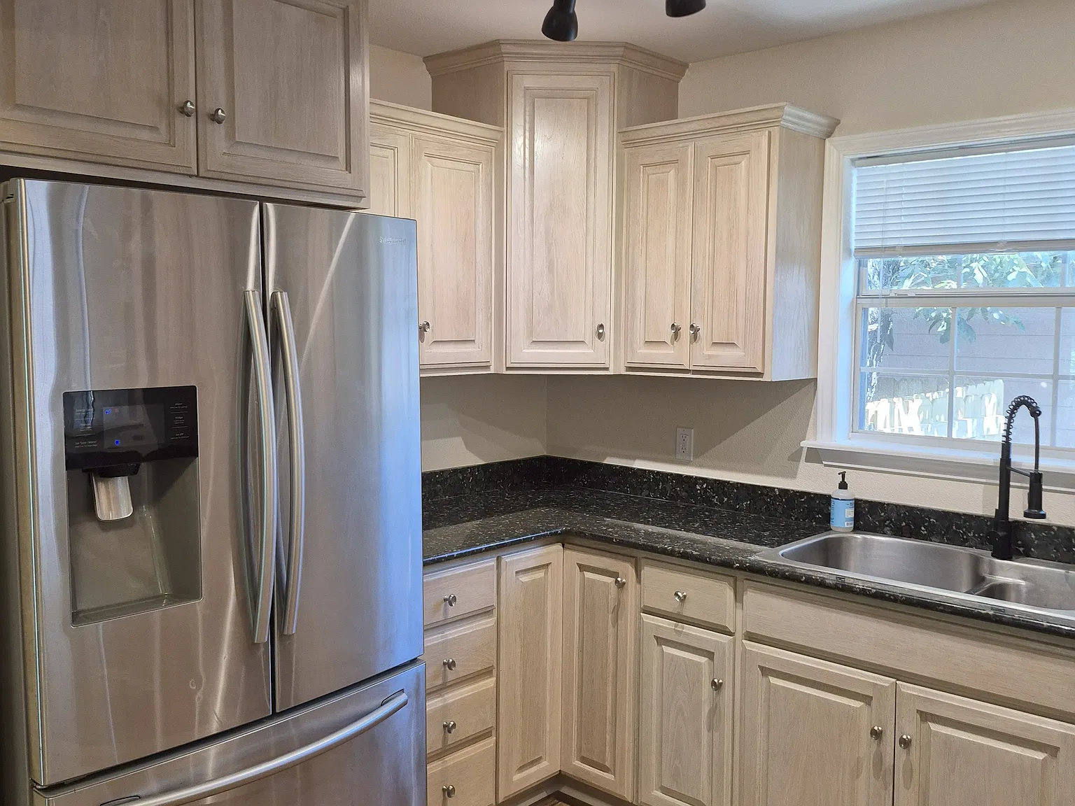 3 bed, 1547 sqft, $1,545 — Photo 4
