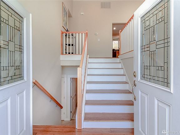 2nd image of 210 66th Avenue Ct E