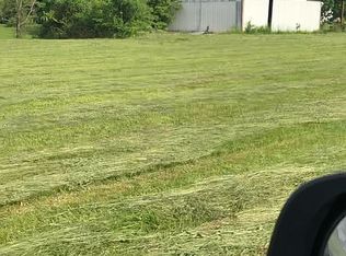 7801 Marx Rd, Evansville, IN 47720