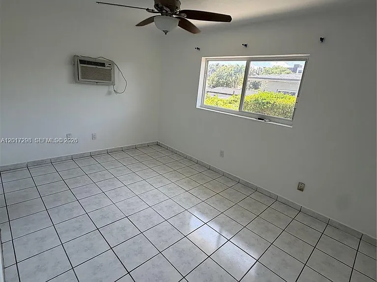3112 SW 16th St #2 — Photo 10