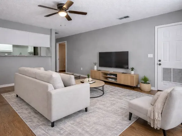 1005 N Austin St #7, Denton, TX 76201