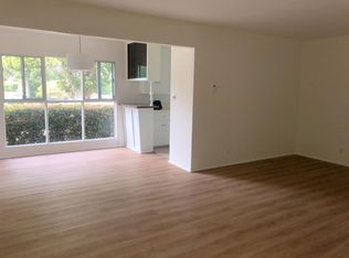 416 San Vicente Blvd #101, Santa Monica, CA 90402