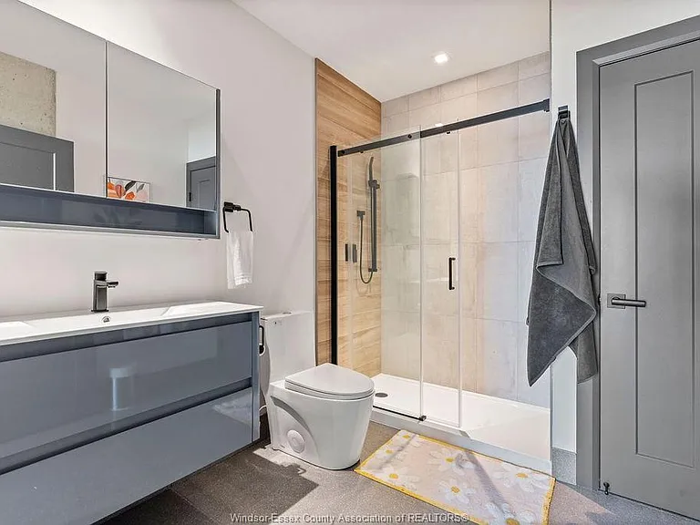 1530 Lauzon Rd #109 — Photo 30