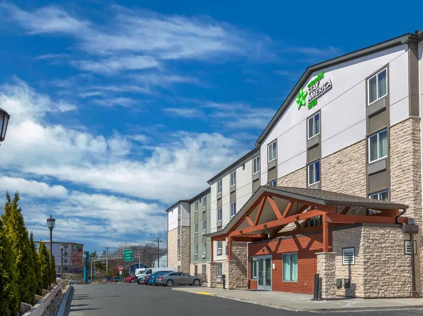 Boston - Saugus, 832 Broadway, Saugus, MA 01906