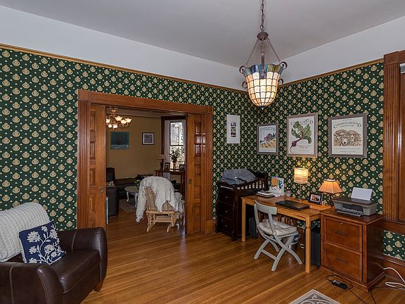3rd image of 1638 N Ogden St