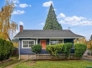 577 21st St NE, Salem, OR 97301