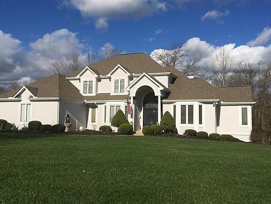 1st image of 8064 Chestershire Dr
