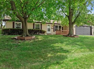 2005 Ramona Rd, Waukesha, WI 53186
