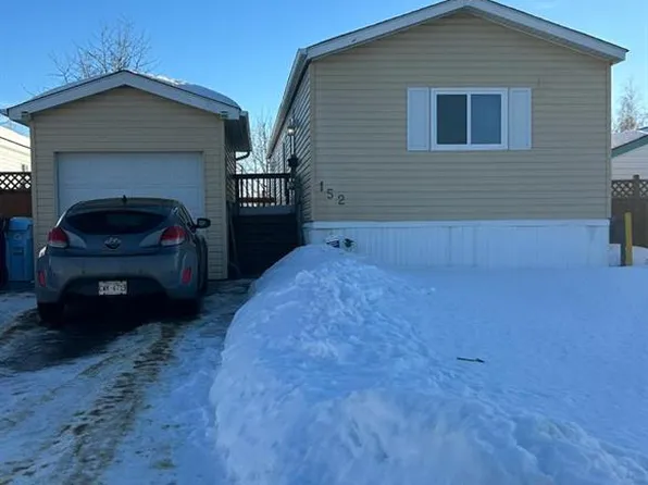 152 S Cree Rd, Wood Buffalo, AB T9K 1X7