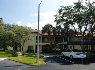 1801 E Lake Rd APT 18F, Palm Harbor, FL 34685