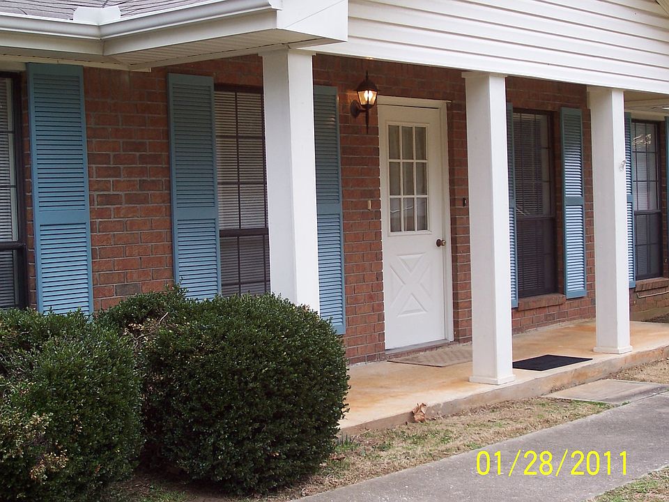 2nd image of 240 Handley Ct