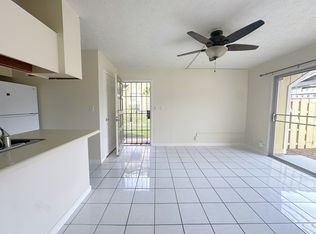 94-1039 Kaukahi Pl #A, Waipahu, HI 96797