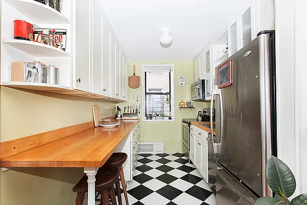 Sold by Brooklyn Hearth Realty | media 3