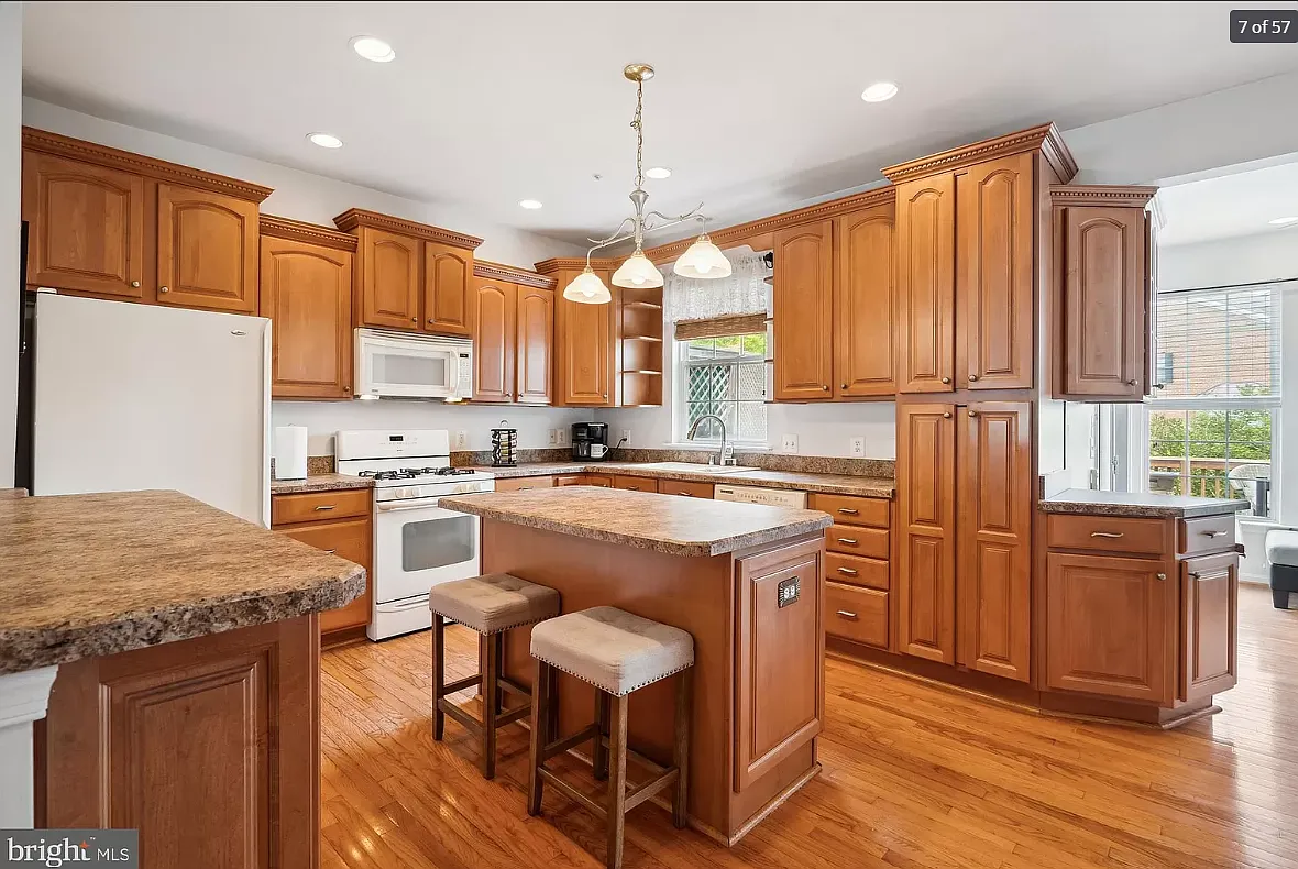 Westfield Ct, Edgewater — Photo 4
