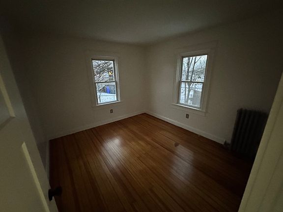 4th image of 271 S Spruce St #1