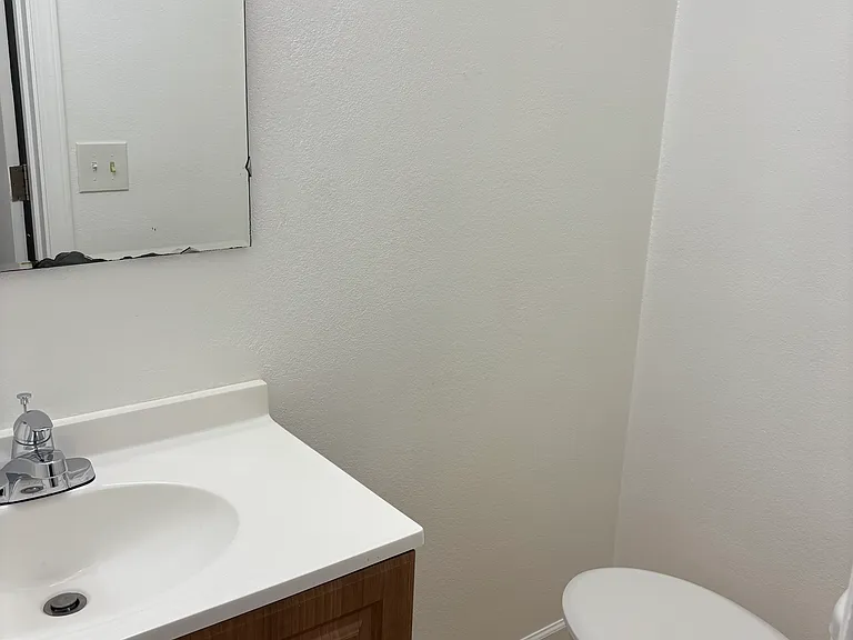 3936 Randolph St — Photo 10