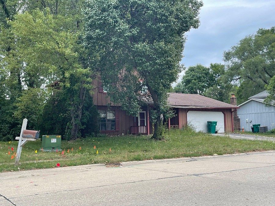 2nd image of 3924 Oil Creek Dr