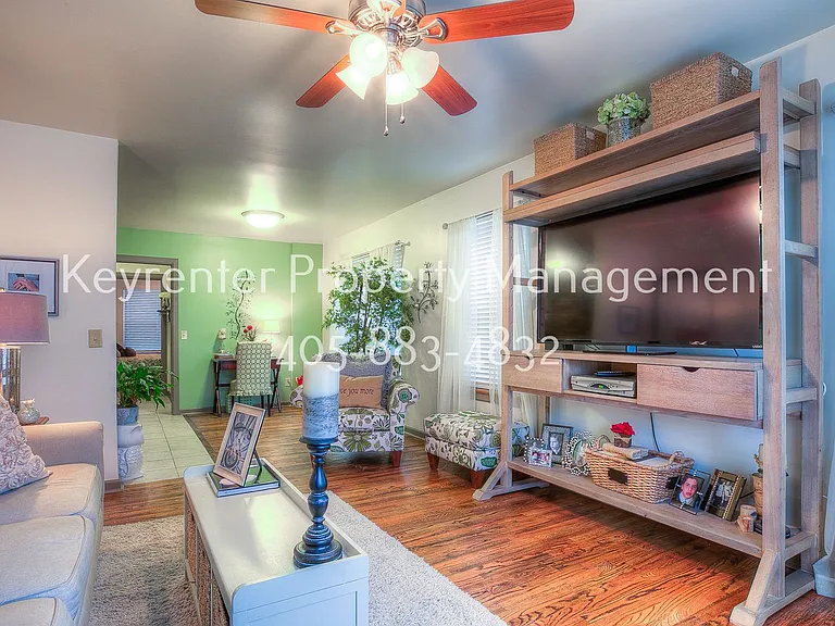 1308 NW 16th St — Photo 14