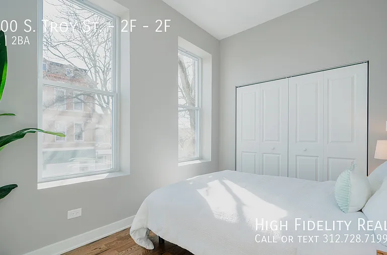 2400 S Troy St #2F — Photo 8