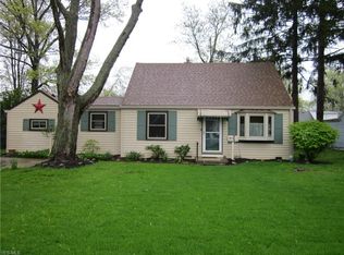 157 Fairfield Rd, Avon Lake, OH 44012